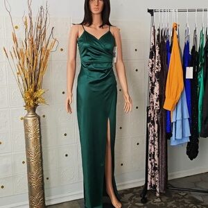 Elegant Green Satin Evening Dress